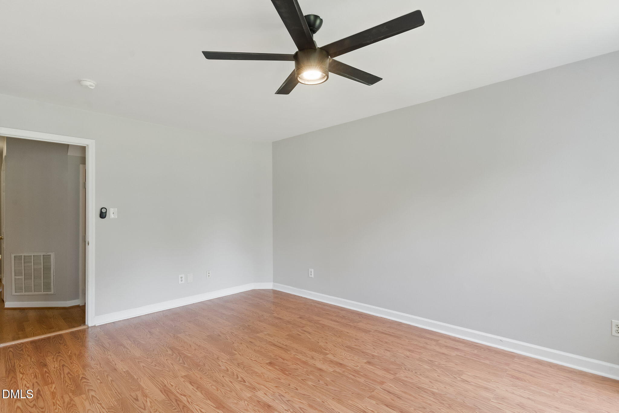 4905 Knightsbridge Way Raleigh, NC 27604 - Photo 17 of 27 16-web-or-mls-Photo_012