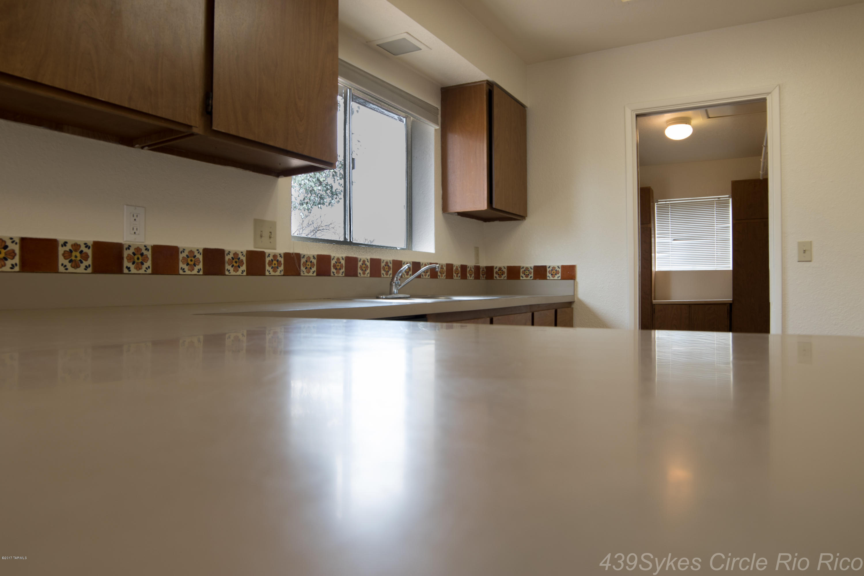 439 Sykes Circle Rio Rico, AZ 85648 - Photo 7 of 15 Gallery Image 7