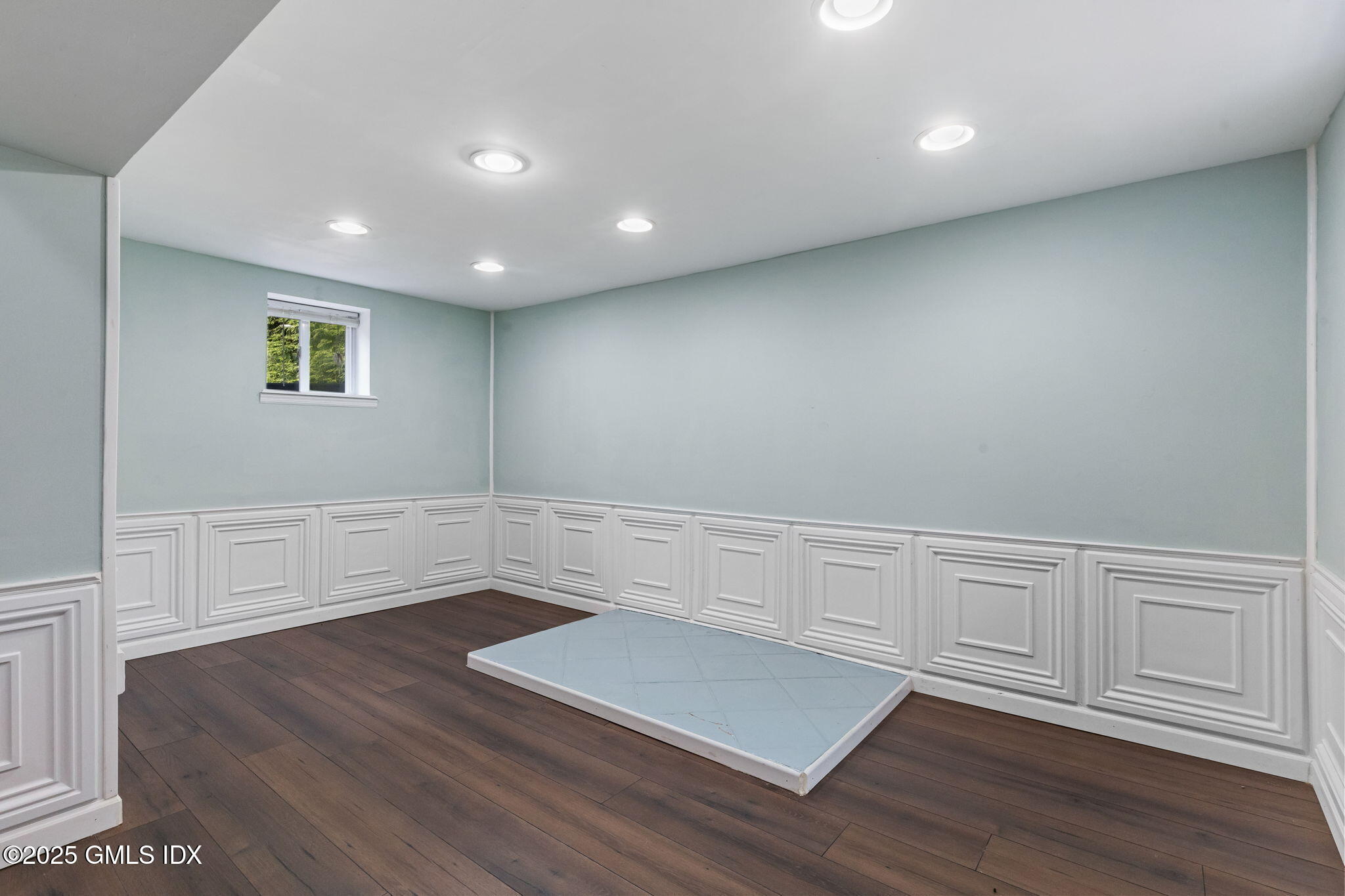 37 Miltiades Avenue Riverside, CT 06878 - Photo 24 of 31 militades lower level