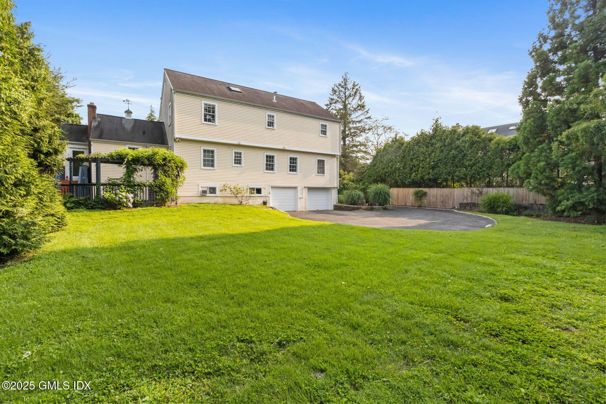 37 Miltiades Avenue Riverside, CT 06878 - Photo 28 of 31 back long shot