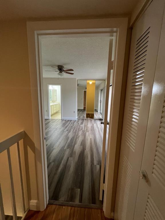 849 Blue Ridge Circle West Palm Beach, FL 33409 - Photo 21 of 28 a view of a hallway
