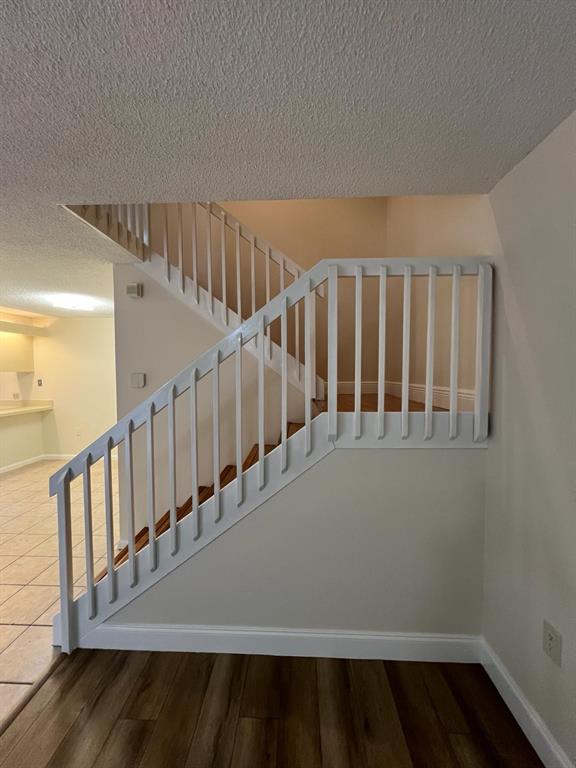 849 Blue Ridge Circle West Palm Beach, FL 33409 - Photo 7 of 28 a view of entryway