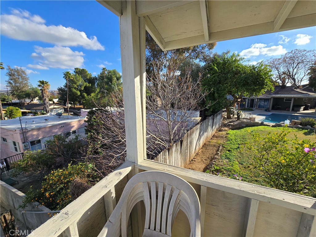 2789 Fairmount Boulevard Riverside, CA 92501 - Photo 68 of 74 a view of a backyard with plants