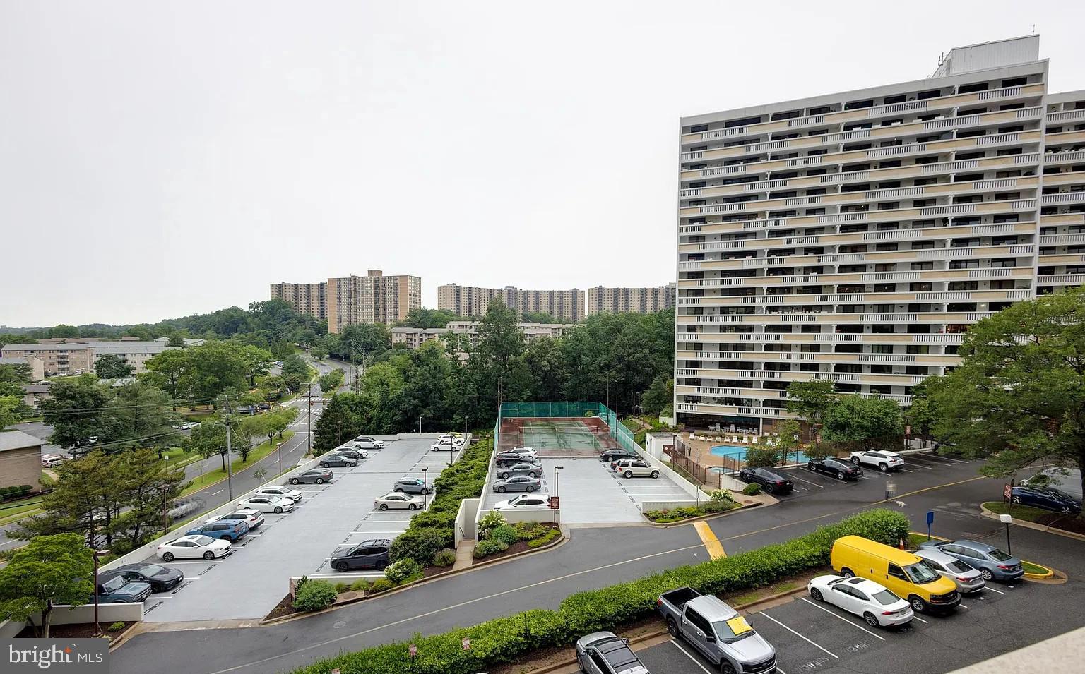 5911 Edsall Road, Unit 206 Alexandria, VA 22304 - Photo 9 of 40 a view of swimming pool with seating space