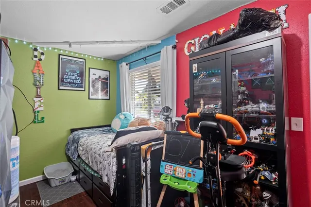 $389,900 | 372 Red Cedar Place, Perris, CA 92570