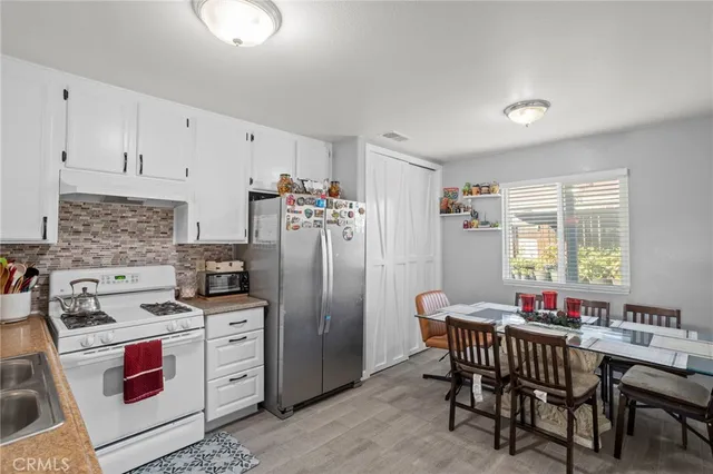 $389,900 | 372 Red Cedar Place, Perris, CA 92570