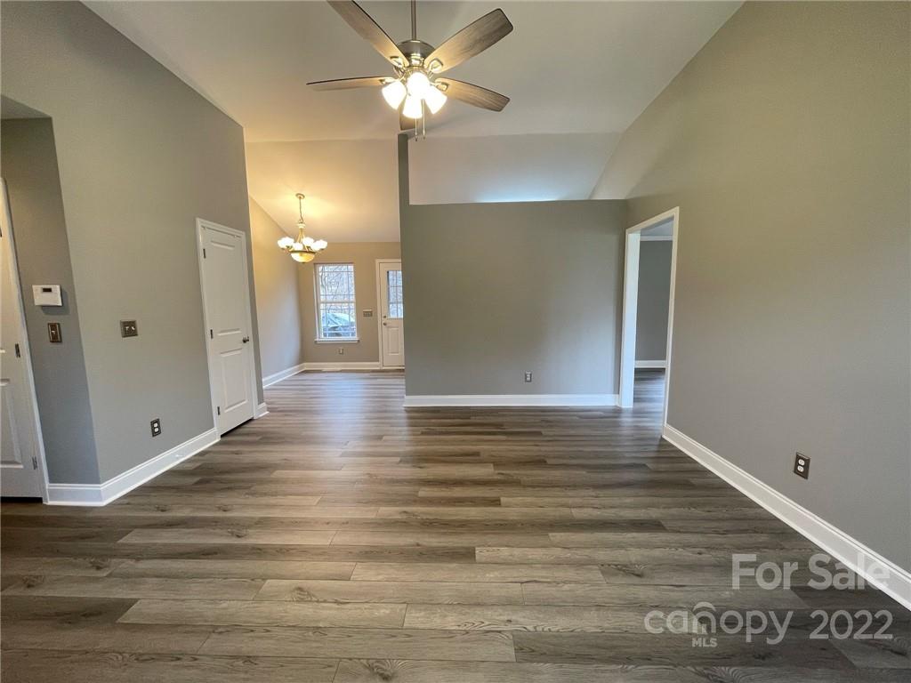 127 Addison Place Troutman, NC 28166 - Photo 4 of 21