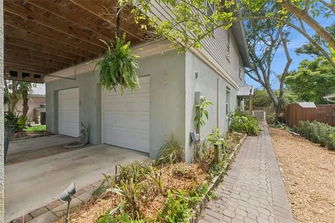a view of a back yard of the house
