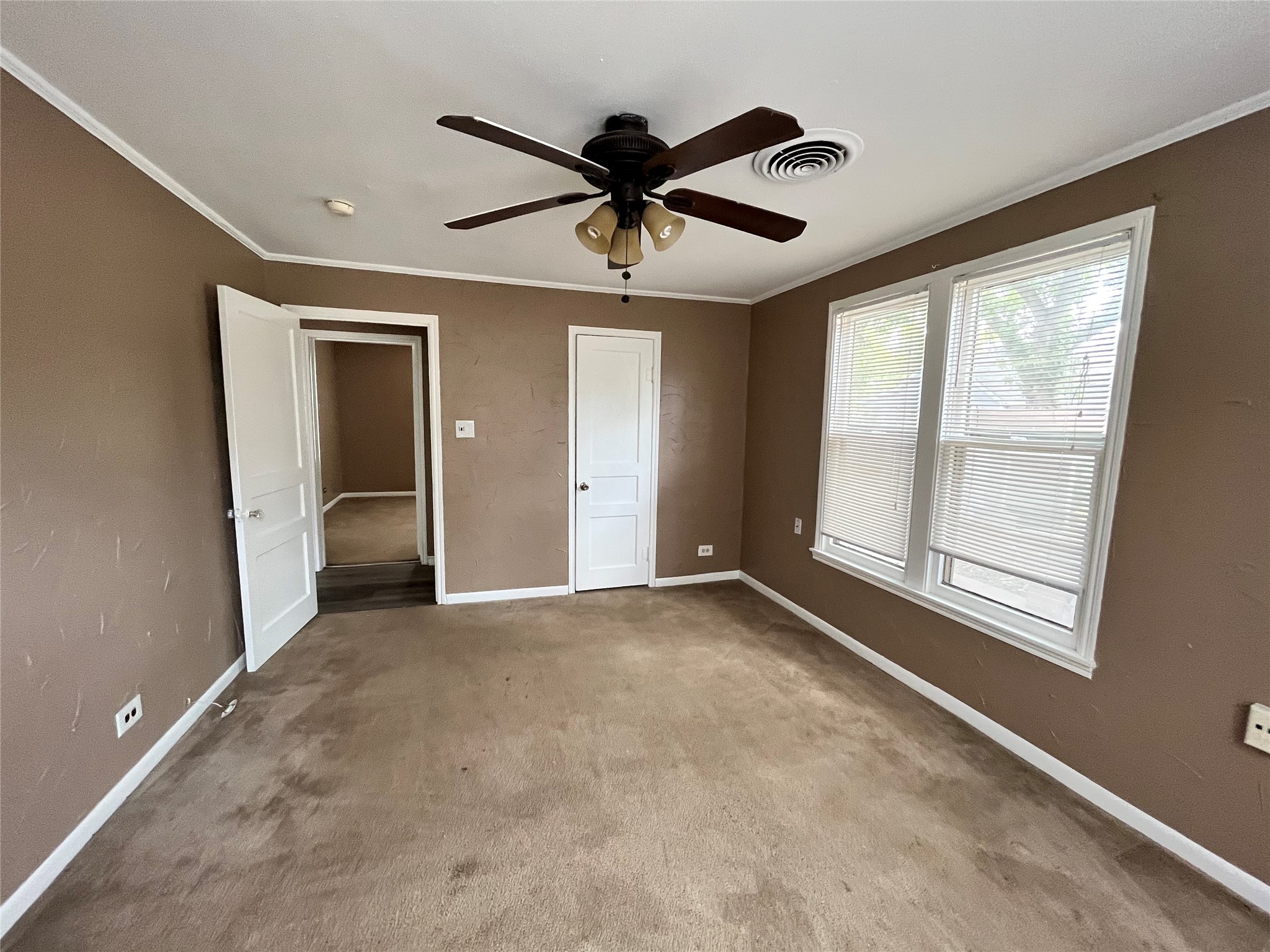 103 East Stone Street Brenham, TX 77833 - Photo 5 of 9