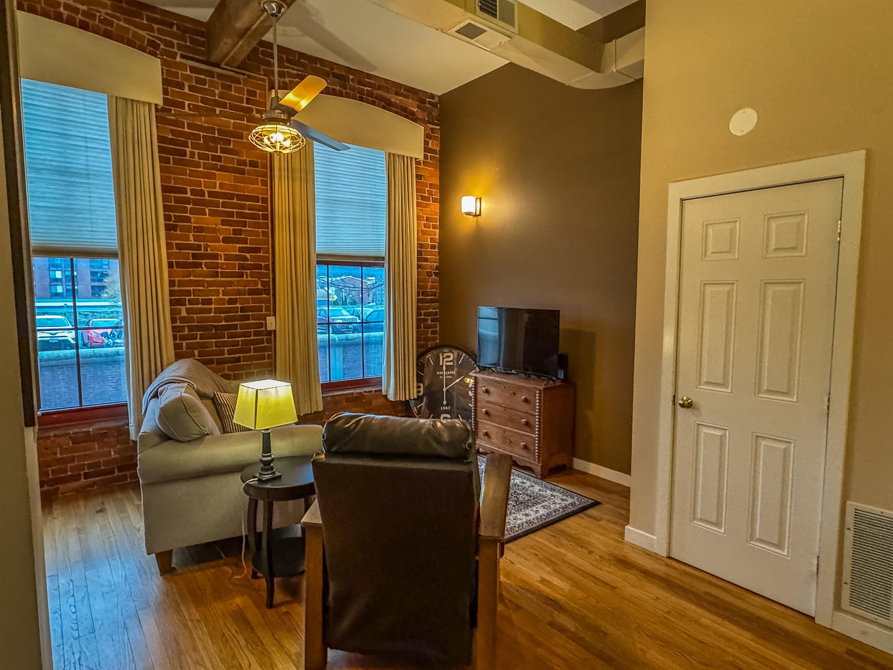 37 Church Street, Unit 3 Keene, NH 03431 - Photo 4 of 29