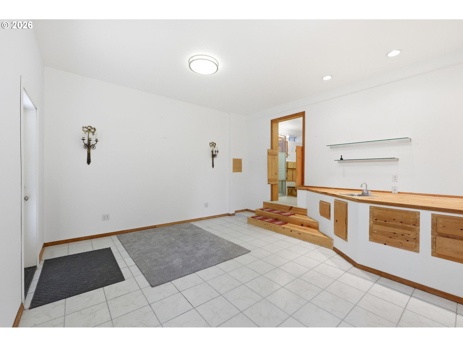 17243 Southeast Oatfield Road Milwaukie, OR 97267 - Photo 20 of 35