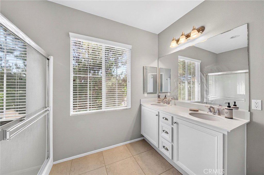 10947 Periwinkle Way Riverside, CA 92503 - Photo 30 of 53 Gallery Image 30