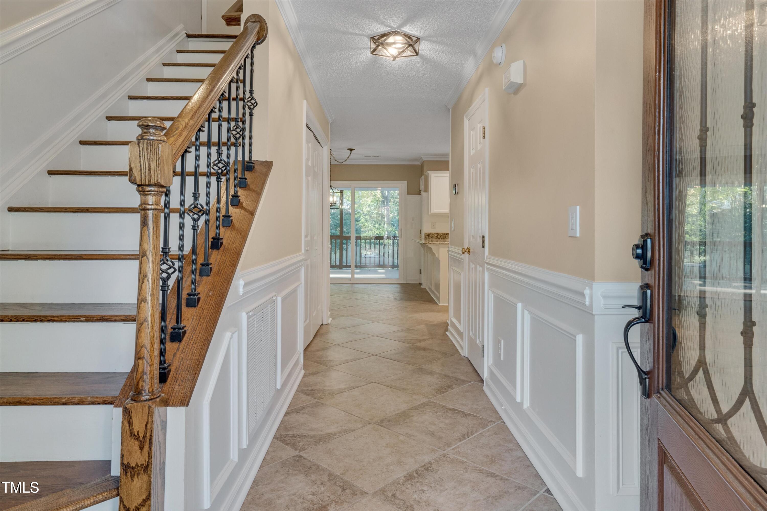 3509 Ribcowski Court Raleigh, NC 27616 - Photo 4 of 36 Front Hallway