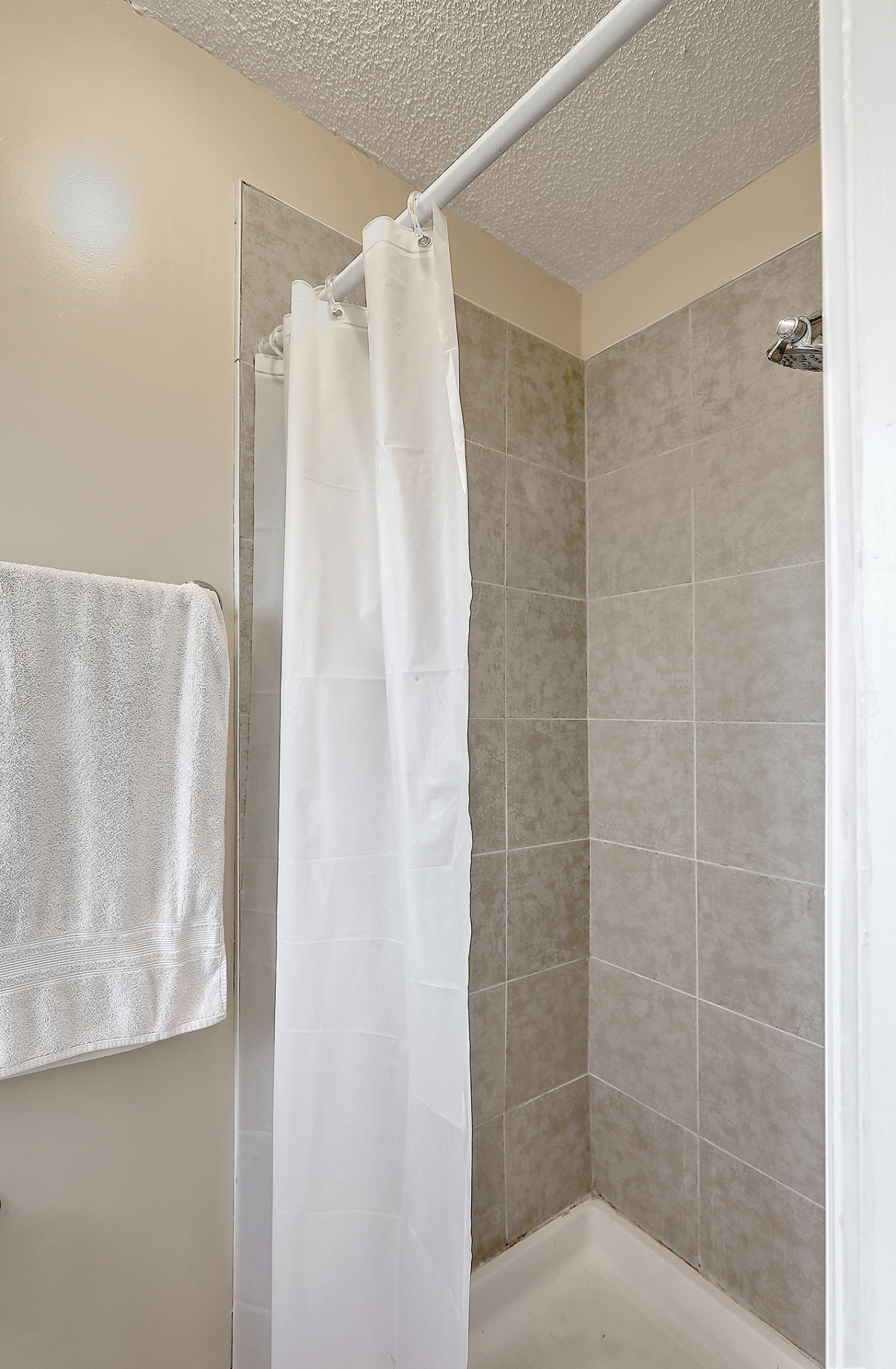 2947 Foxhall Road Charleston, SC 29414 - Photo 23 of 42 1R3A2113_4_5_6_7_8_9