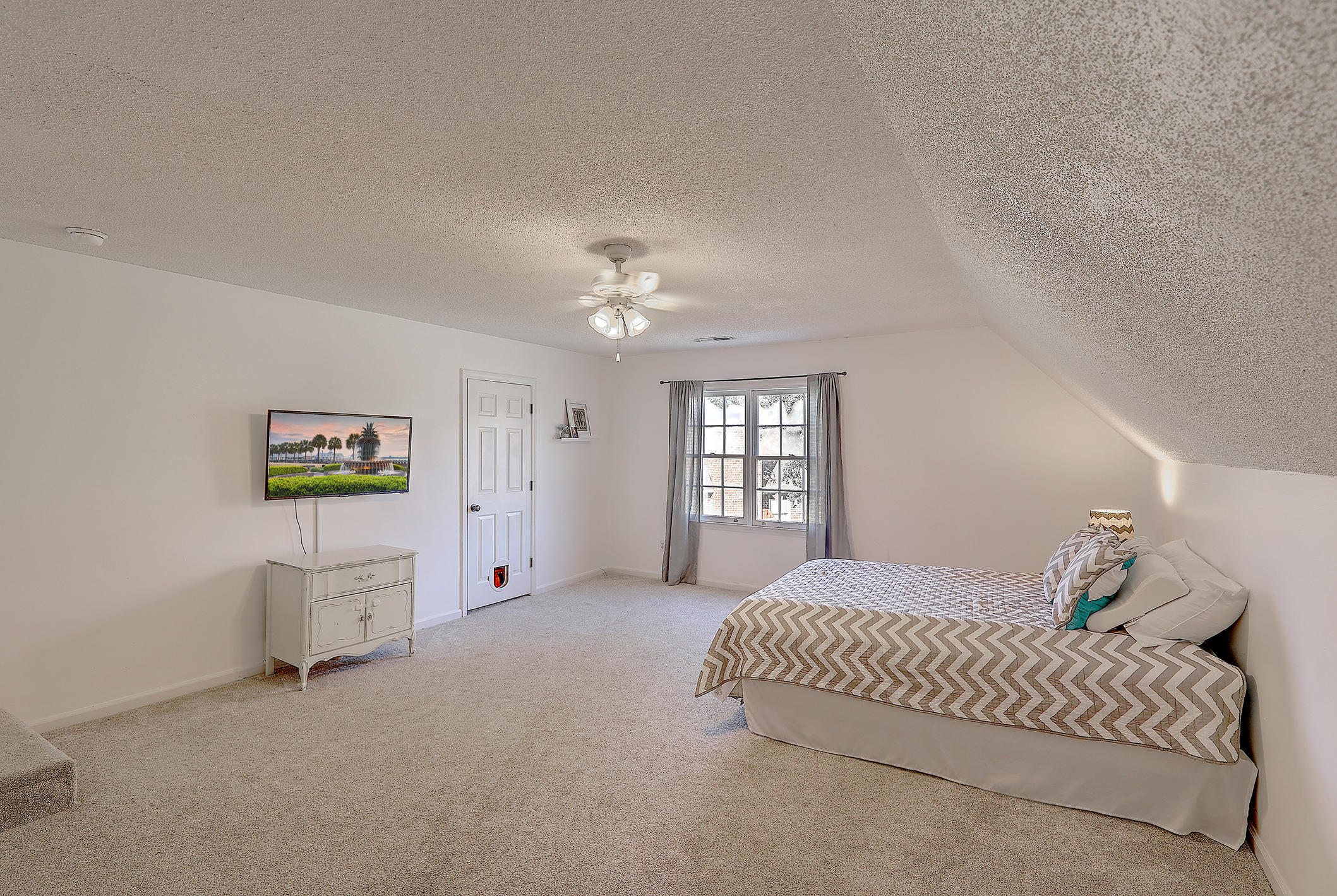 2947 Foxhall Road Charleston, SC 29414 - Photo 29 of 42 1R3A2169_70_71_72_73_74_75