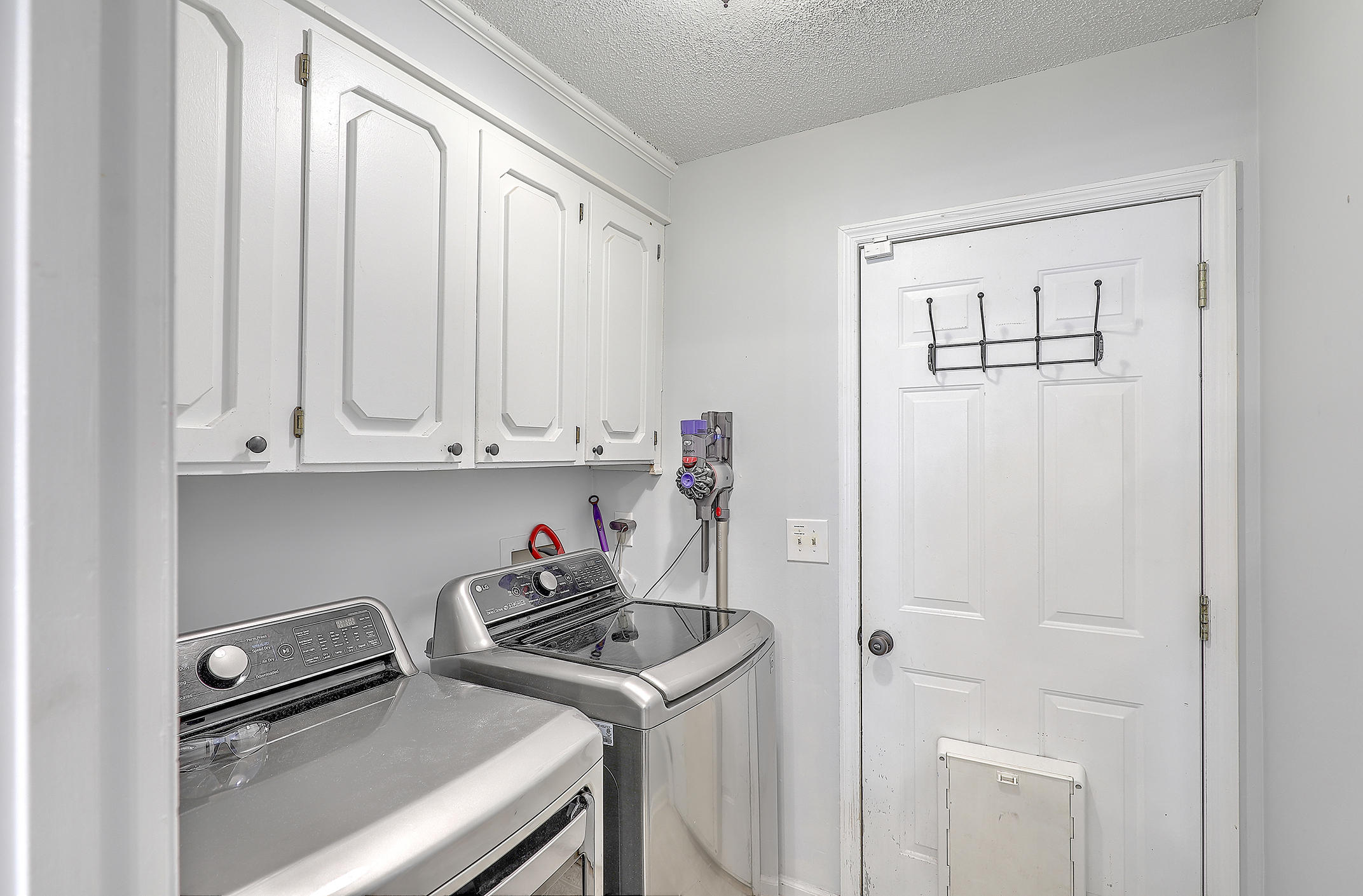 2947 Foxhall Road Charleston, SC 29414 - Photo 31 of 42 1R3A2064_65_66_67_68_69_70