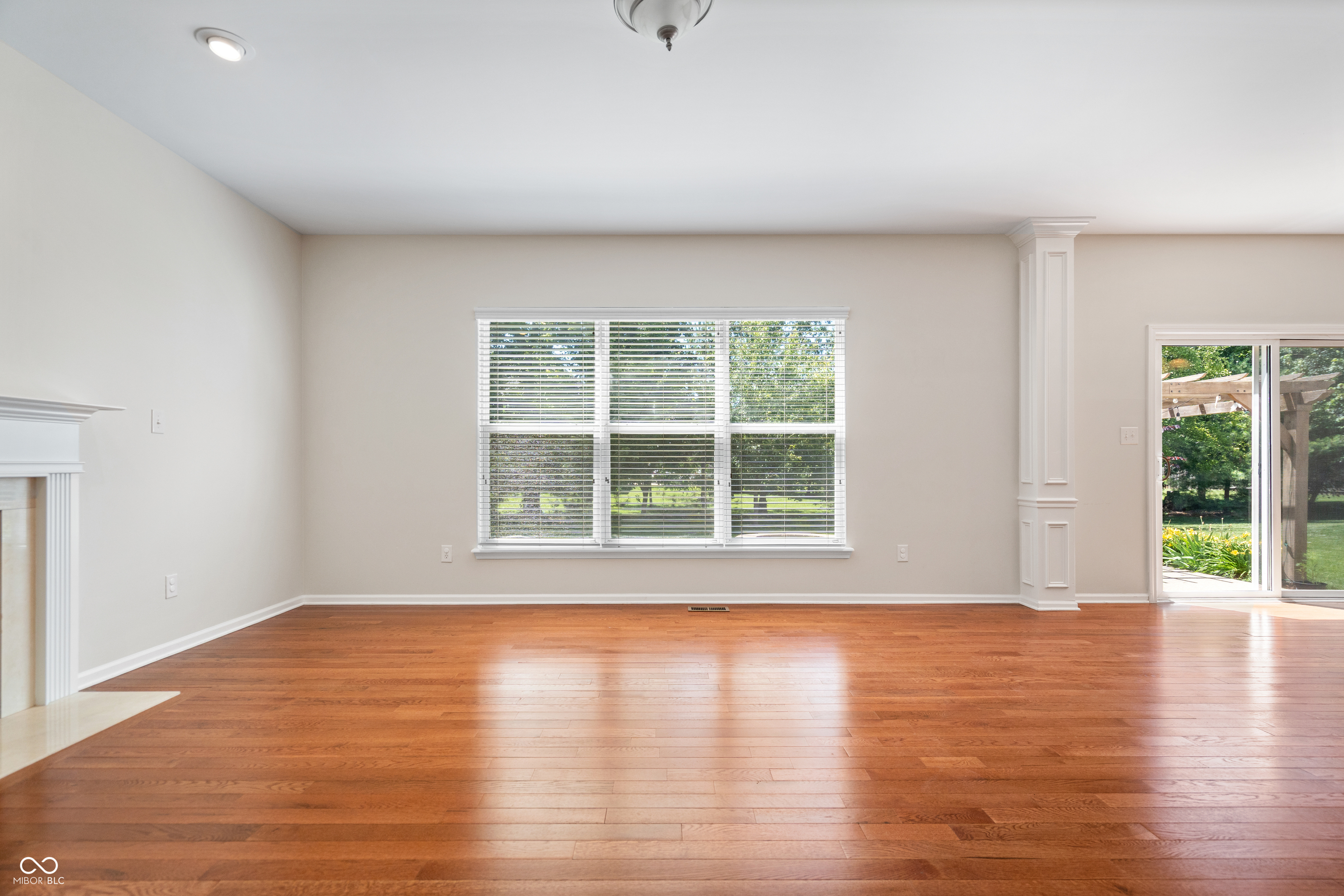 12044 Bird Key Boulevard Fishers, IN 46037 - Photo 6 of 41