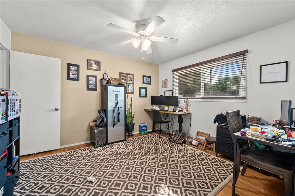 375 Cedar Avenue Brea, CA 92821 - Photo 14 of 40