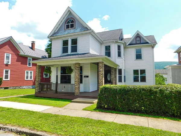 $240,000 | 411 South 1st Street, Bellwood, PA 16617