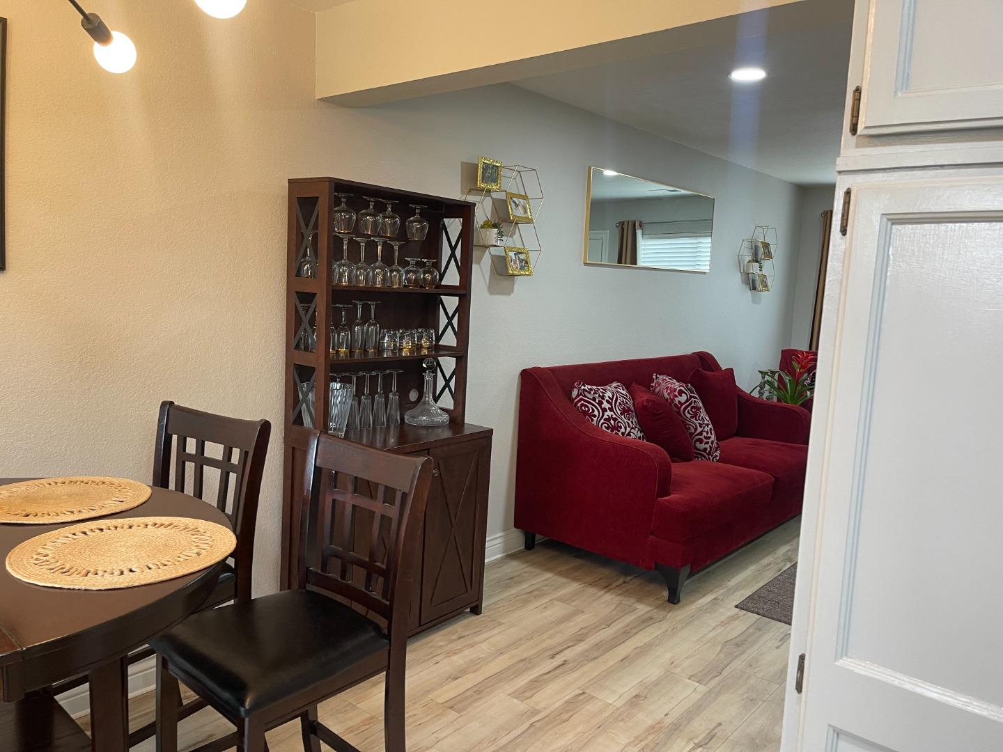 801 Nash Road, Unit E7 Hollister, CA 95023 - Photo 5 of 23