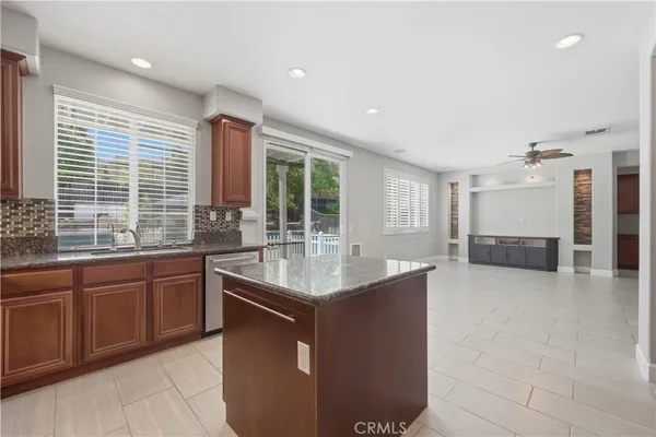 $735,000 | 21649 Pumice Lane, Wildomar, CA 92595