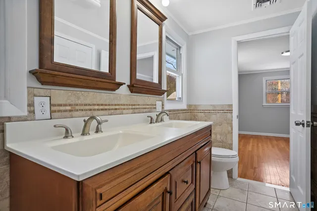 $589,000 | 25 Fairchild Road, Stratford, CT 06614