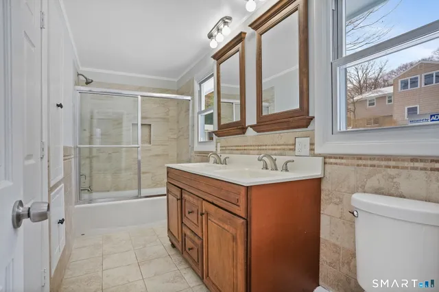 $589,000 | 25 Fairchild Road, Stratford, CT 06614