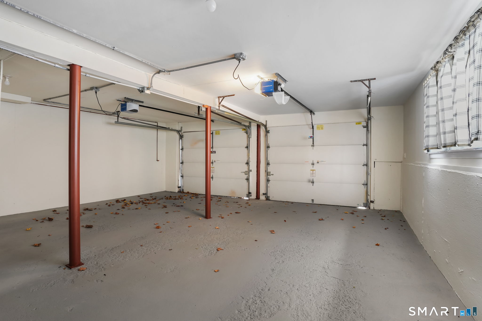 25 Fairchild Road Stratford, CT 06614 - Photo 34 of 40 an empty room with a empty space