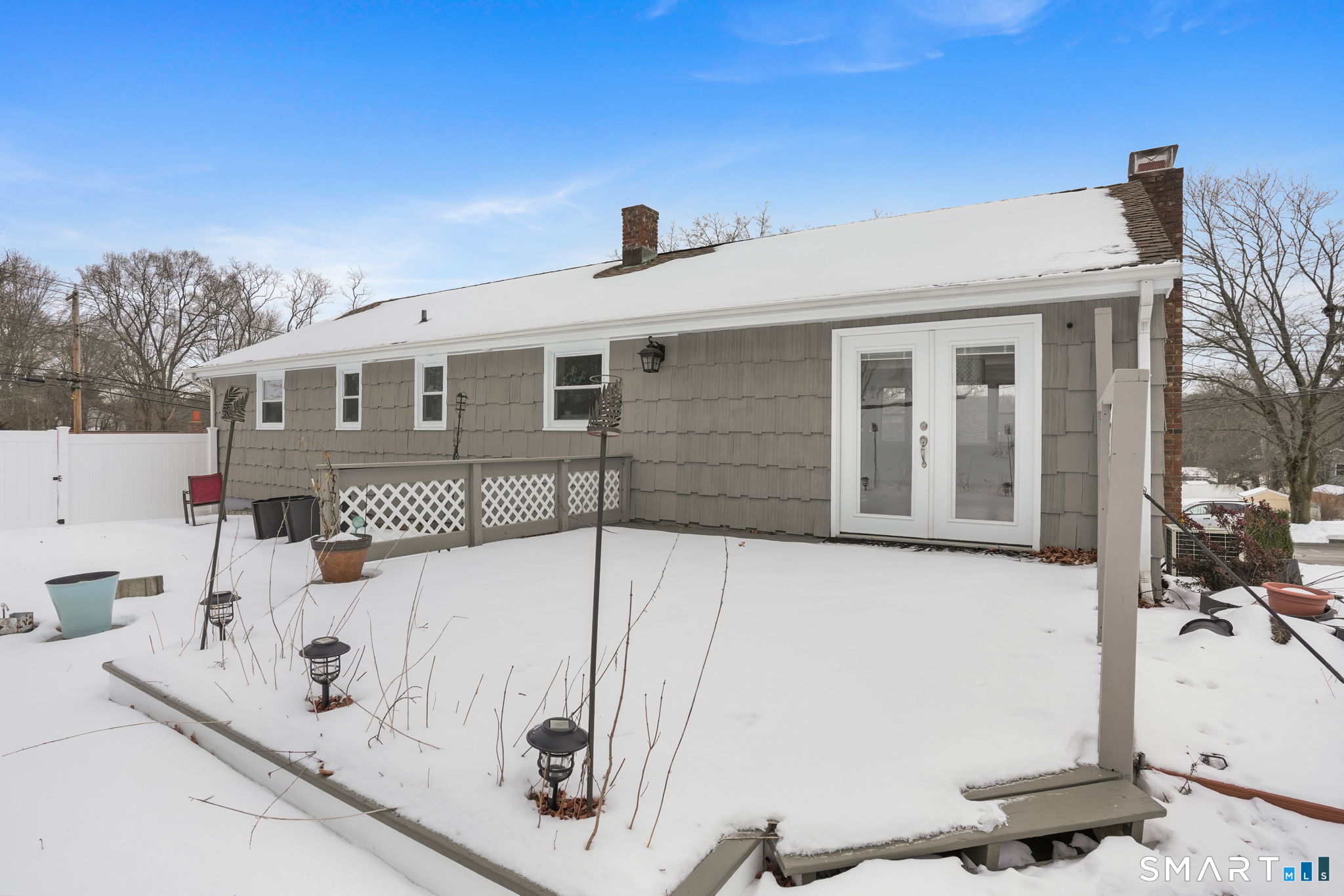 25 Fairchild Road Stratford, CT 06614 - Photo 35 of 40 a front view of a house with garage