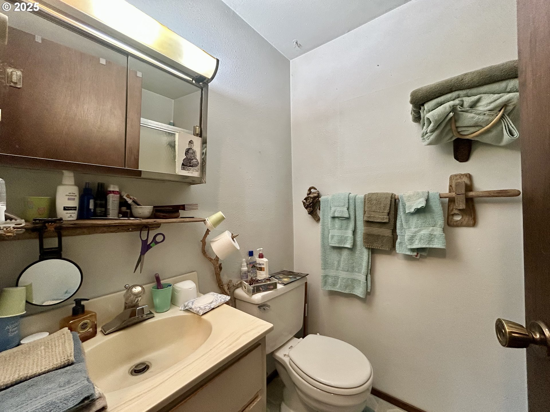 506 F Street Dallesport, WA 98617 - Photo 11 of 21