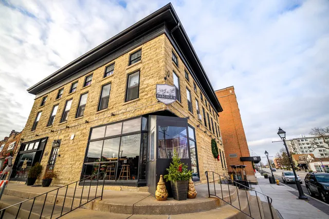 $509,990 | 375 Summit Circle, Lombard, IL 60148