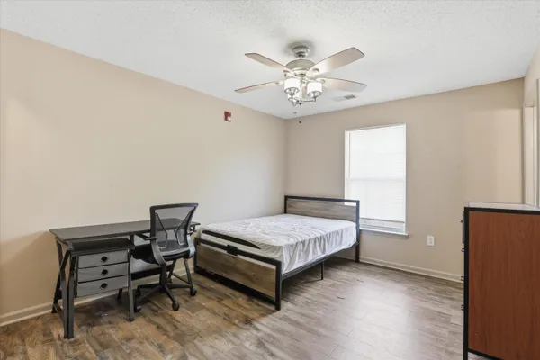 $1,450 | 3000 South Adams Street, Unit 338, Tallahassee, FL 32301