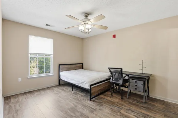 $1,450 | 3000 South Adams Street, Unit 338, Tallahassee, FL 32301