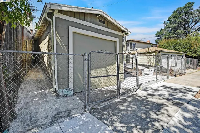 $599,000 | 2309 High Street, Oakland, CA 94601