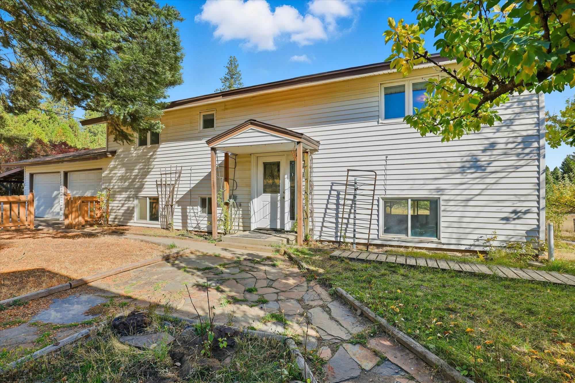 8920 East Schwachtgen Branch Road Chattaroy, WA 99003 - Photo 2 of 50