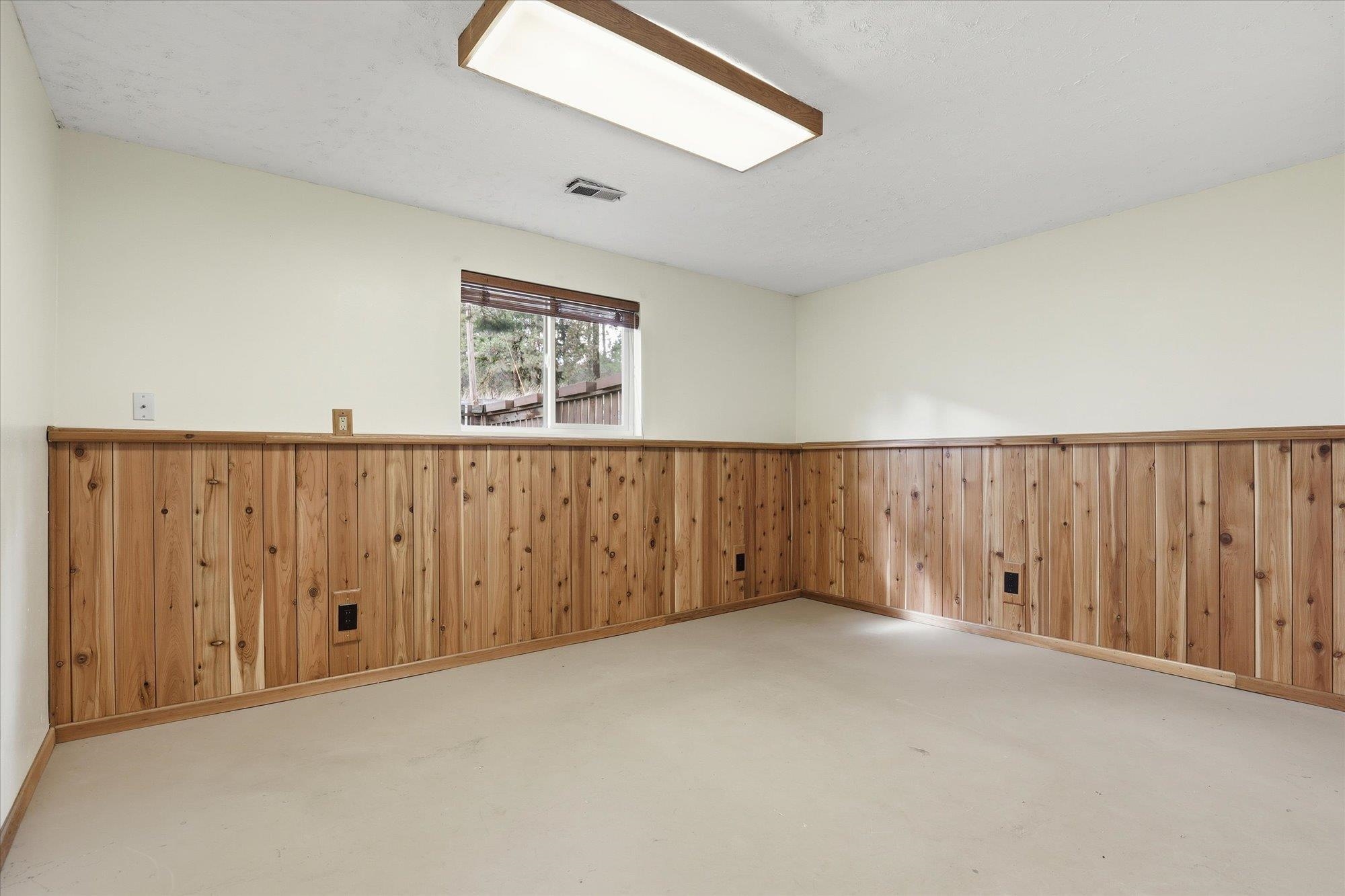 8920 East Schwachtgen Branch Road Chattaroy, WA 99003 - Photo 35 of 49