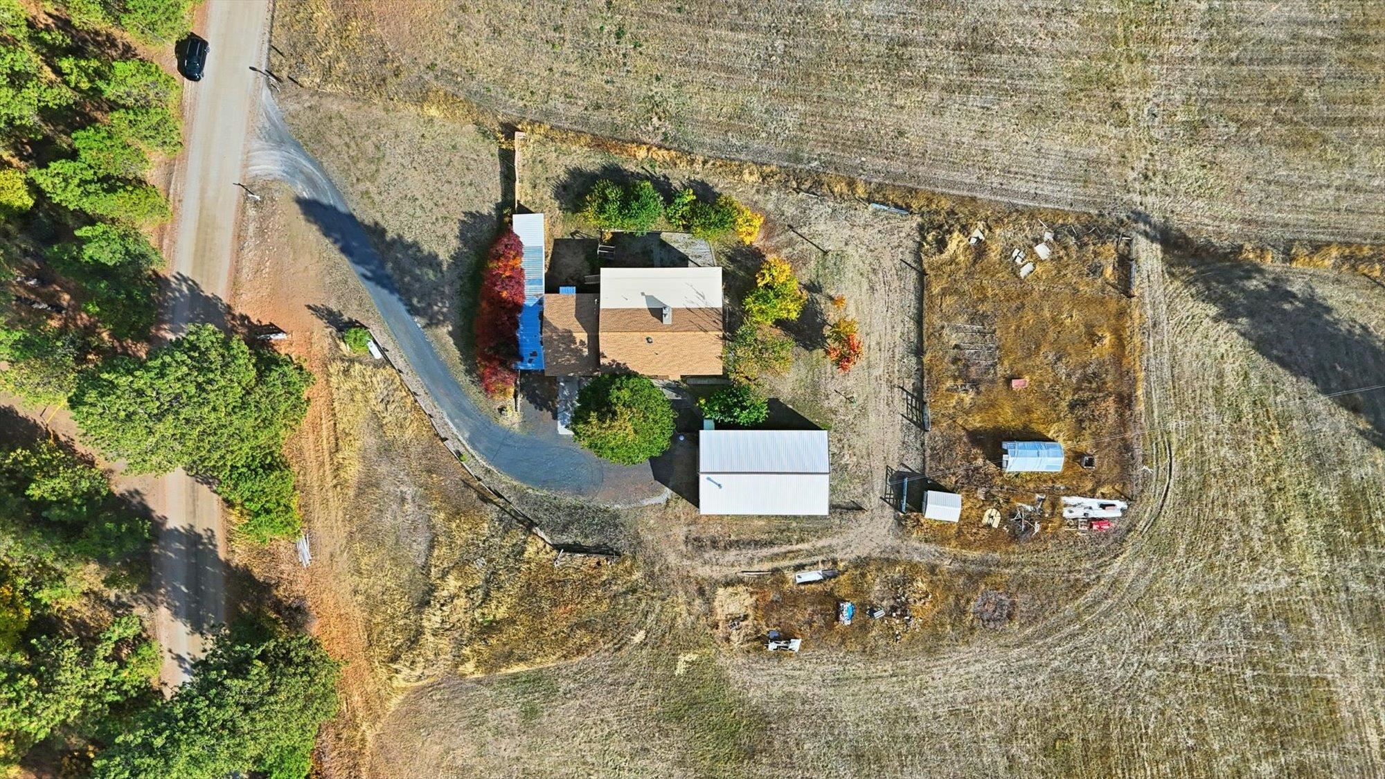 8920 East Schwachtgen Branch Road Chattaroy, WA 99003 - Photo 10 of 50