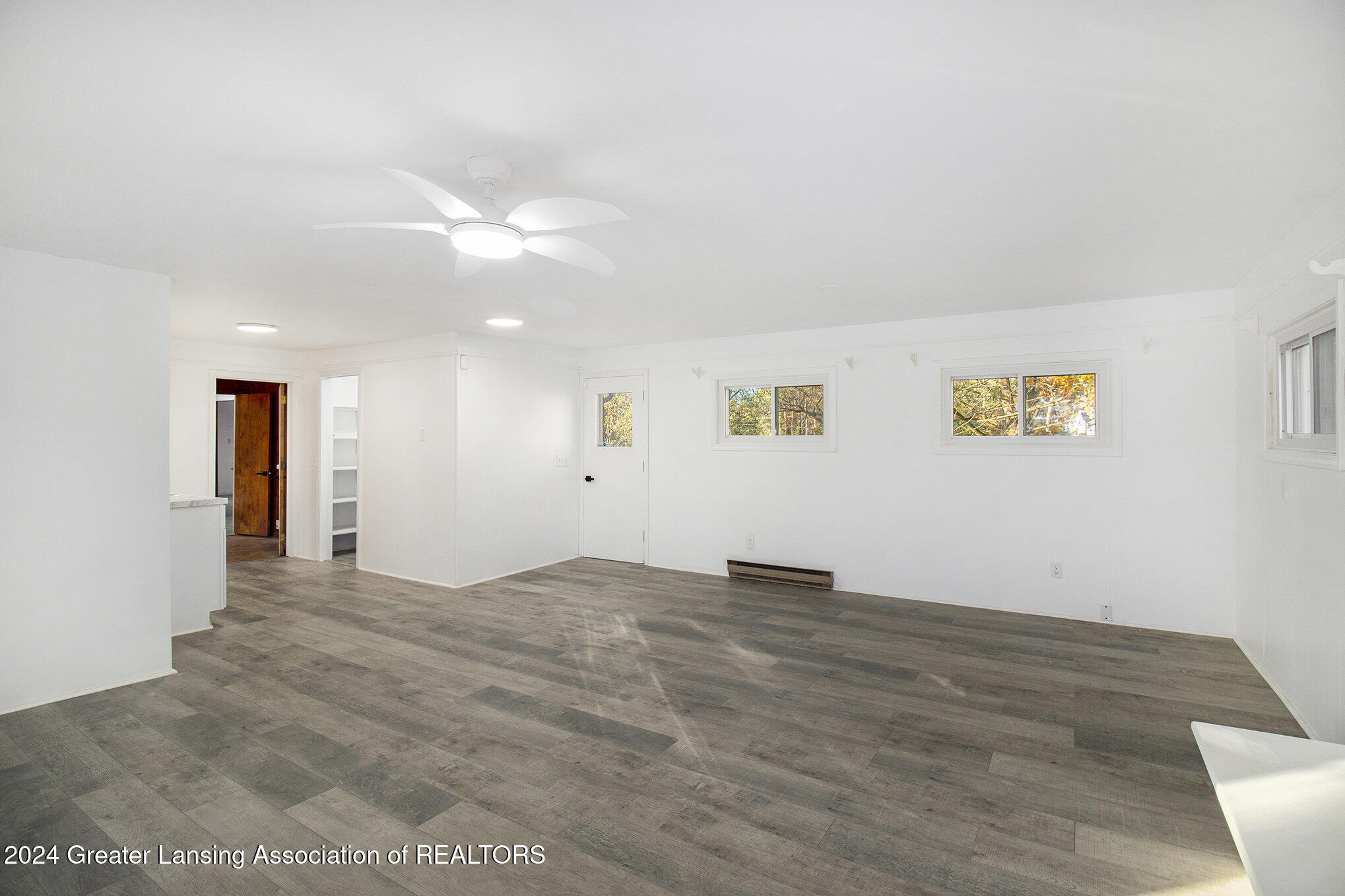 2455 Mt Hope Road Okemos, MI 48864 - Photo 14 of 31 014_img_1145_38