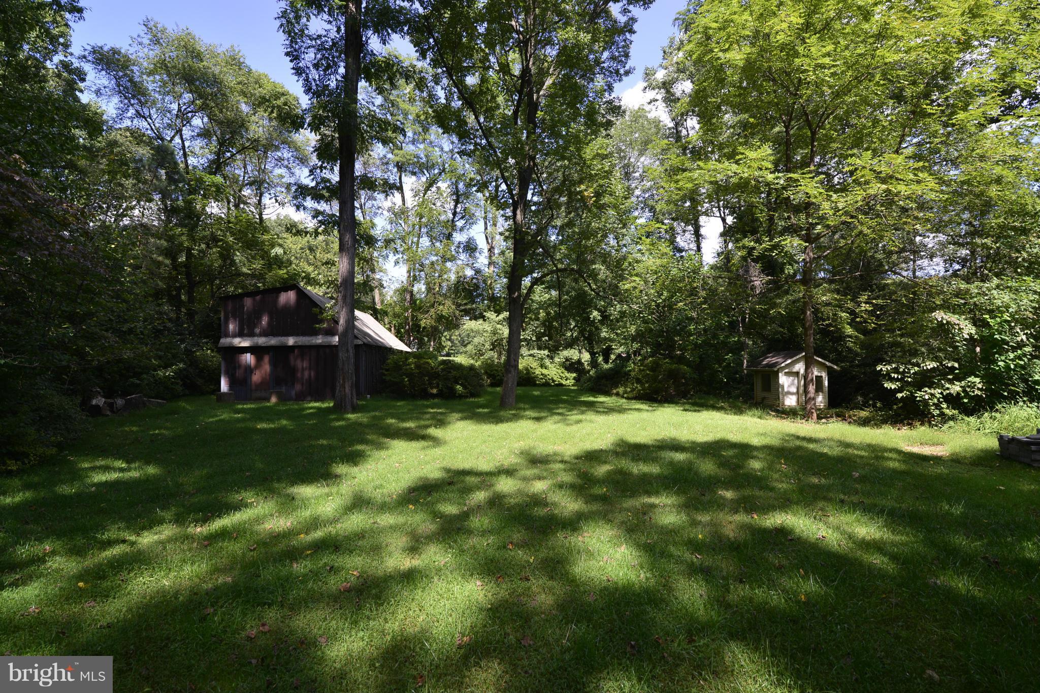 1290 Balls Hill Road McLean, VA 22101 - Photo 30 of 30 Exterior (Rear)