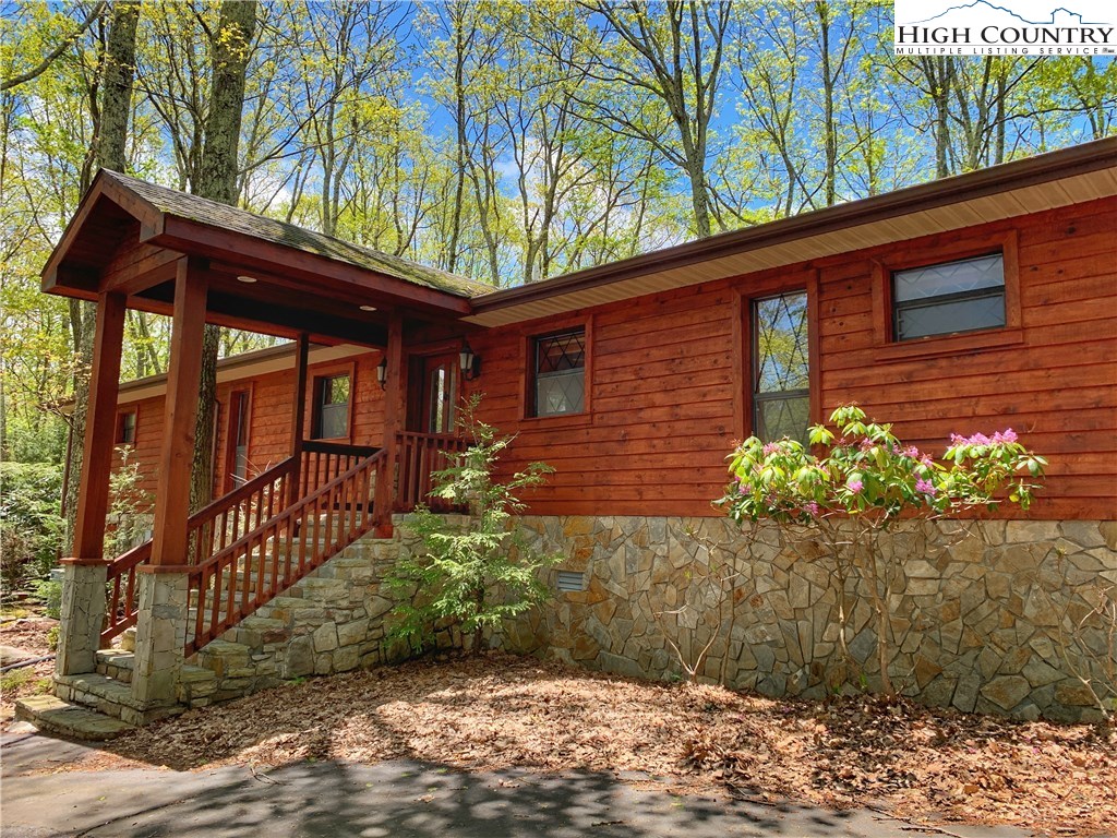 427 St Andrews Road Beech Mountain, NC 28604 - Photo 1 of 1 Gallery Image 1