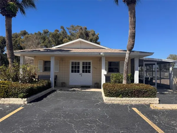 $1,625 | 843 Cambridge Court, Unit 843, Dunedin, FL 34698