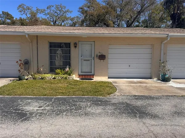 $1,625 | 843 Cambridge Court, Unit 843, Dunedin, FL 34698