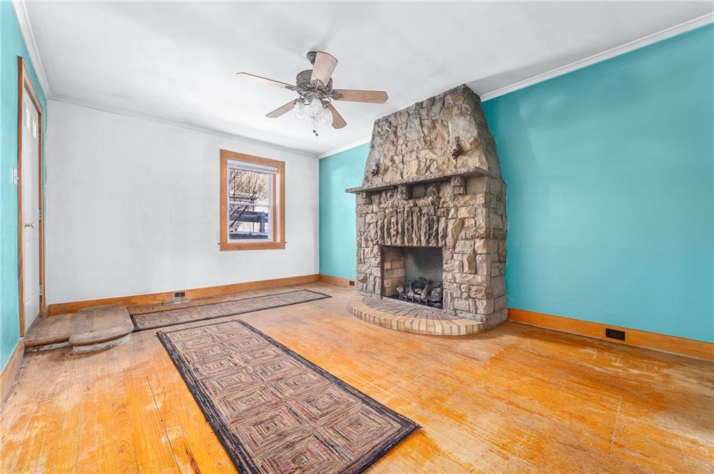 2665-2667 Mt Troy Road Pittsburgh, PA 15212 - Photo 4 of 25 Gallery Image 4