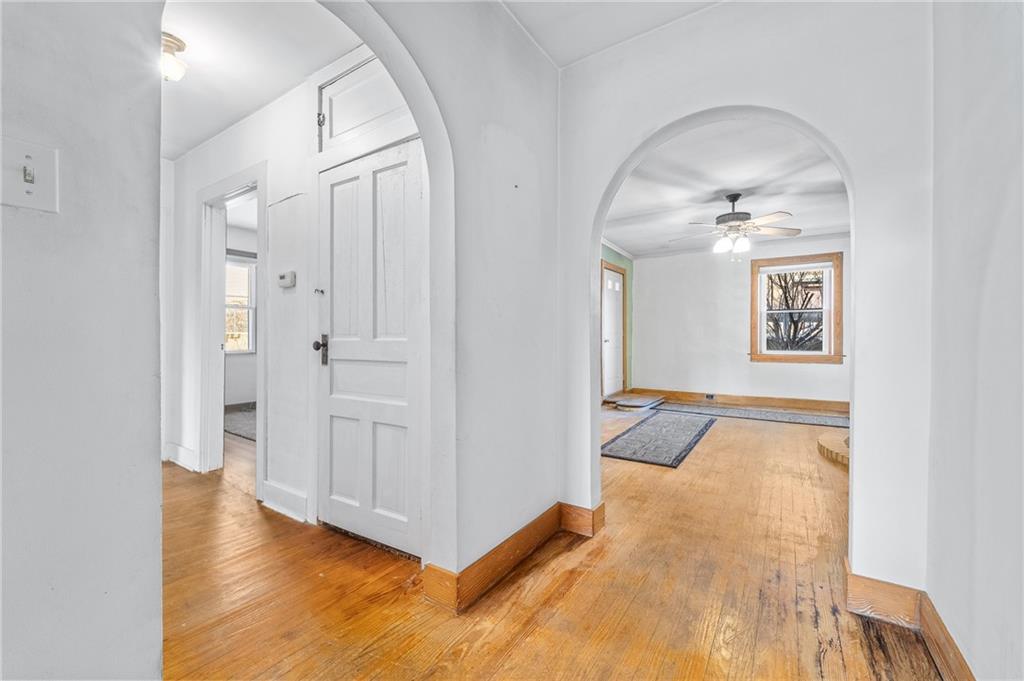 2665-2667 Mt Troy Road Pittsburgh, PA 15212 - Photo 5 of 25 Gallery Image 5