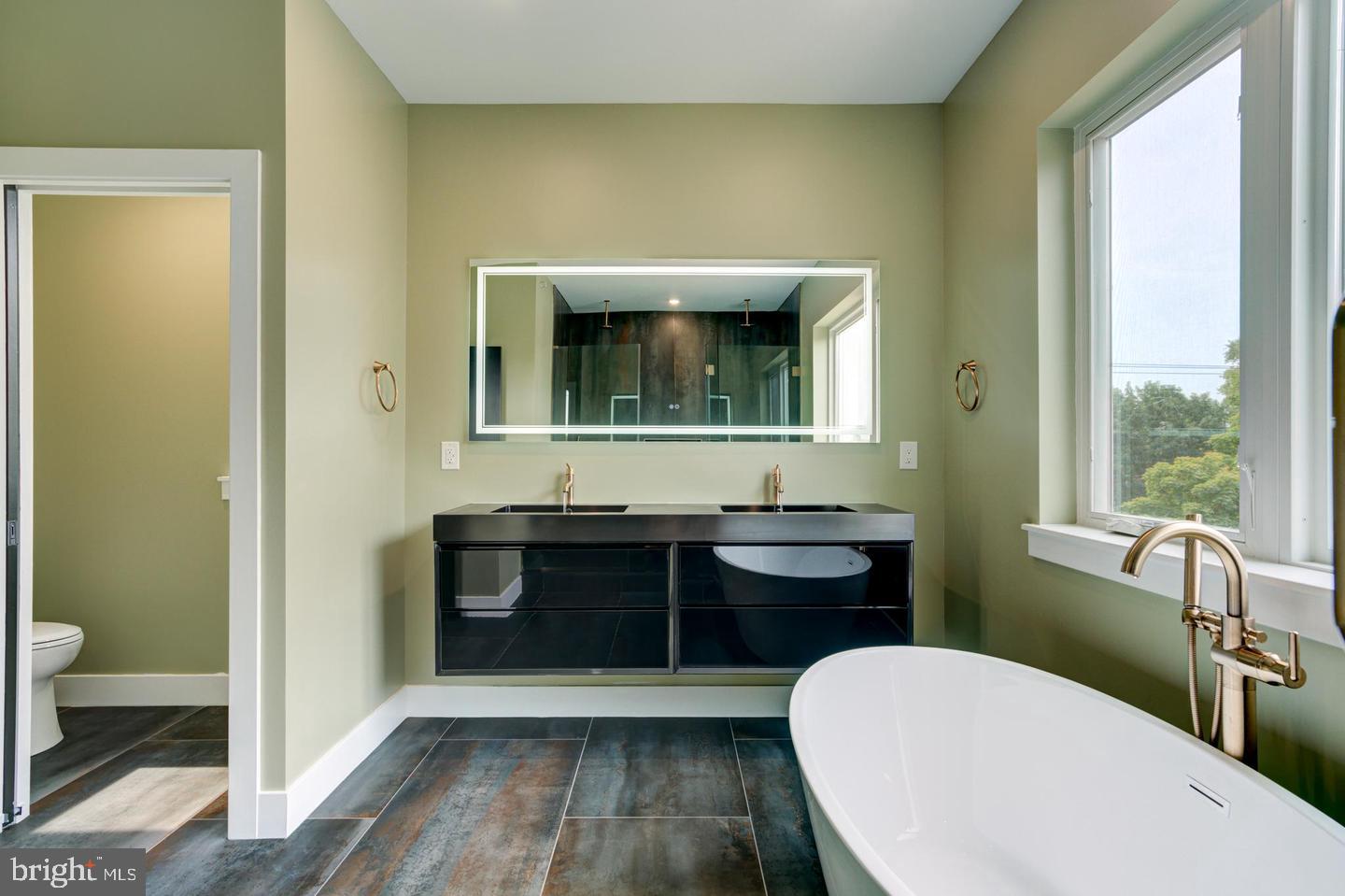 2534 East Madison Street Philadelphia, PA 19134 - Photo 20 of 63 Gallery Image 20
