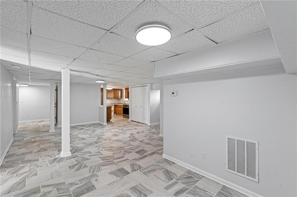 280 Holly Road Northwest Atlanta, GA 30314 - Photo 15 of 38 Gallery Image 15