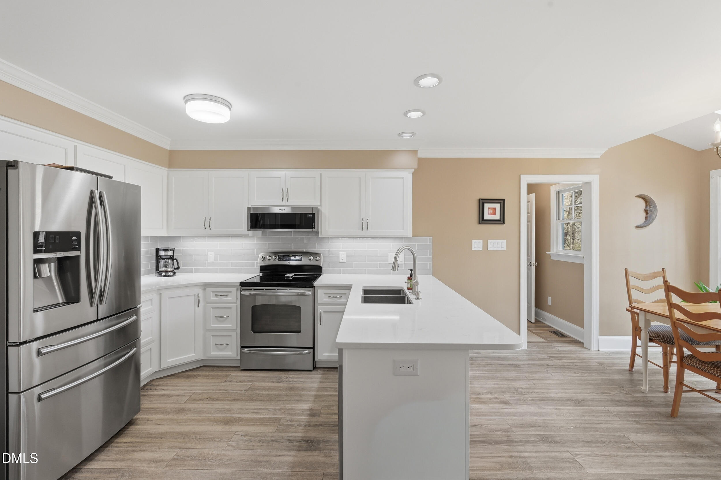 4001 Stemmons Court Raleigh, NC 27613 - Photo 11 of 40 067
