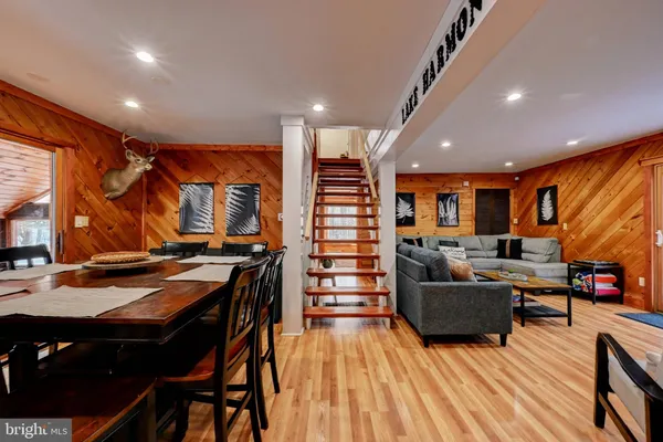 $735,000 | 28 Skye Drive, Lake Harmony, PA 18624