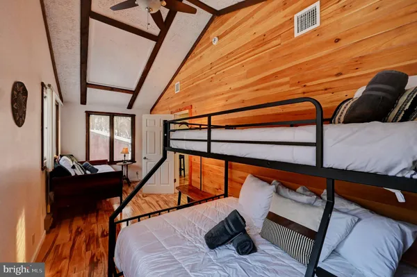 $735,000 | 28 Skye Drive, Lake Harmony, PA 18624