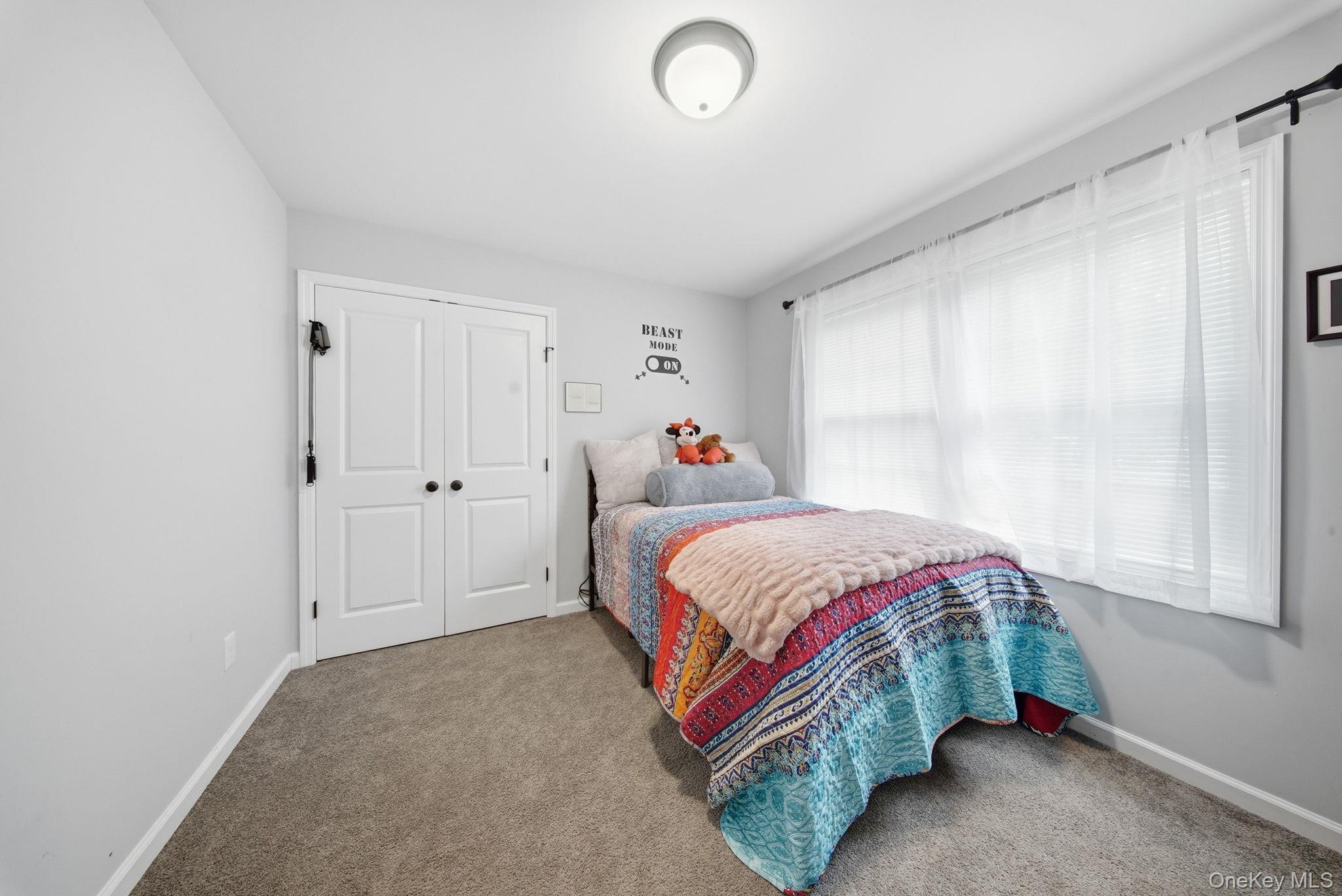 153 Ridgewood Avenue Middletown, NY 10940 - Photo 15 of 35